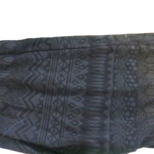 Mudd Black Geo High Waist Legging